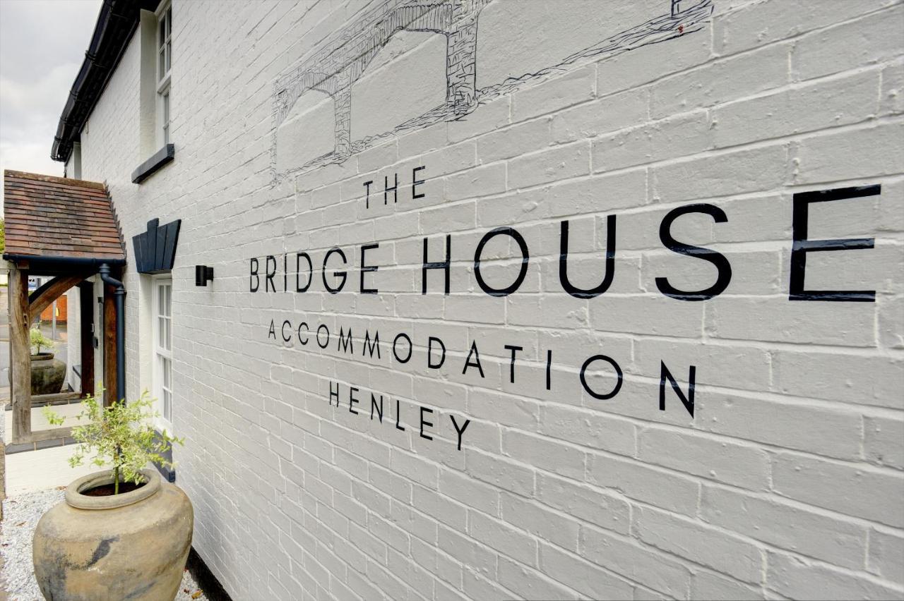The Bridge House Henley Hotel Exterior photo